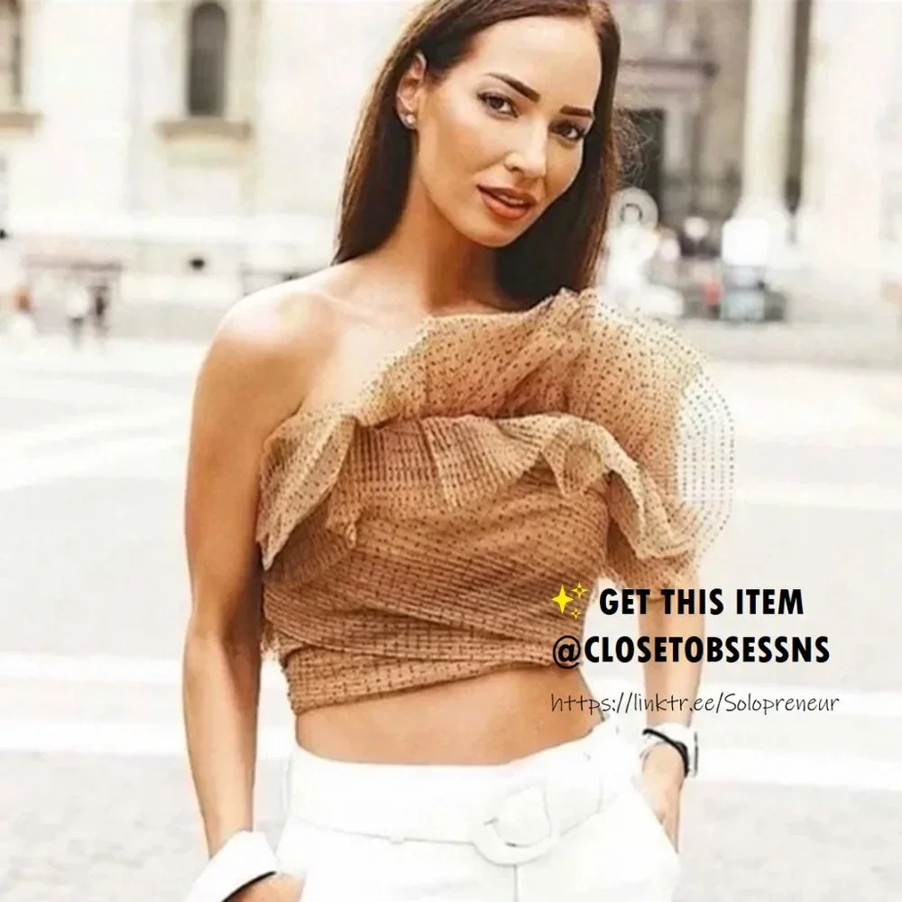 LAST ONE!!! BLOGGER FAVE!!! ZARA Ruffled Crop Top* - Picture 4 of 16